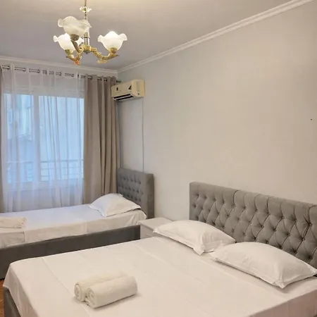 - Free Parking - Balcony * טיראנה