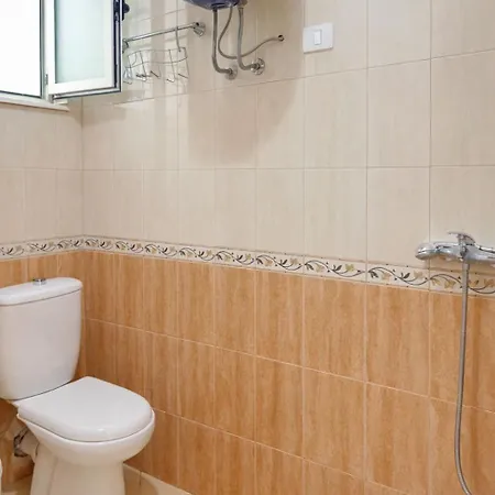 - Free Parking - Balcony * טיראנה