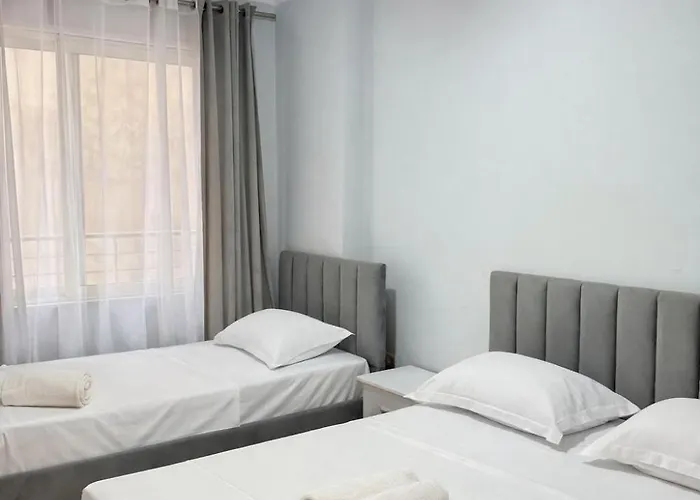 - Free Parking - Balcony * טיראנה