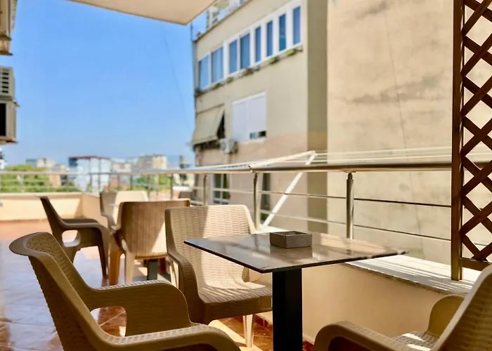 - Free Parking - Balcony アパート